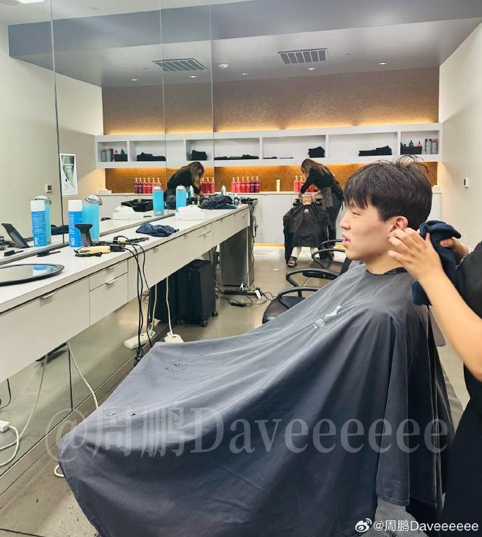 媒体人晒杨瀚森理发照:过几天就去夏联了 瀚森希望精神饱满出发