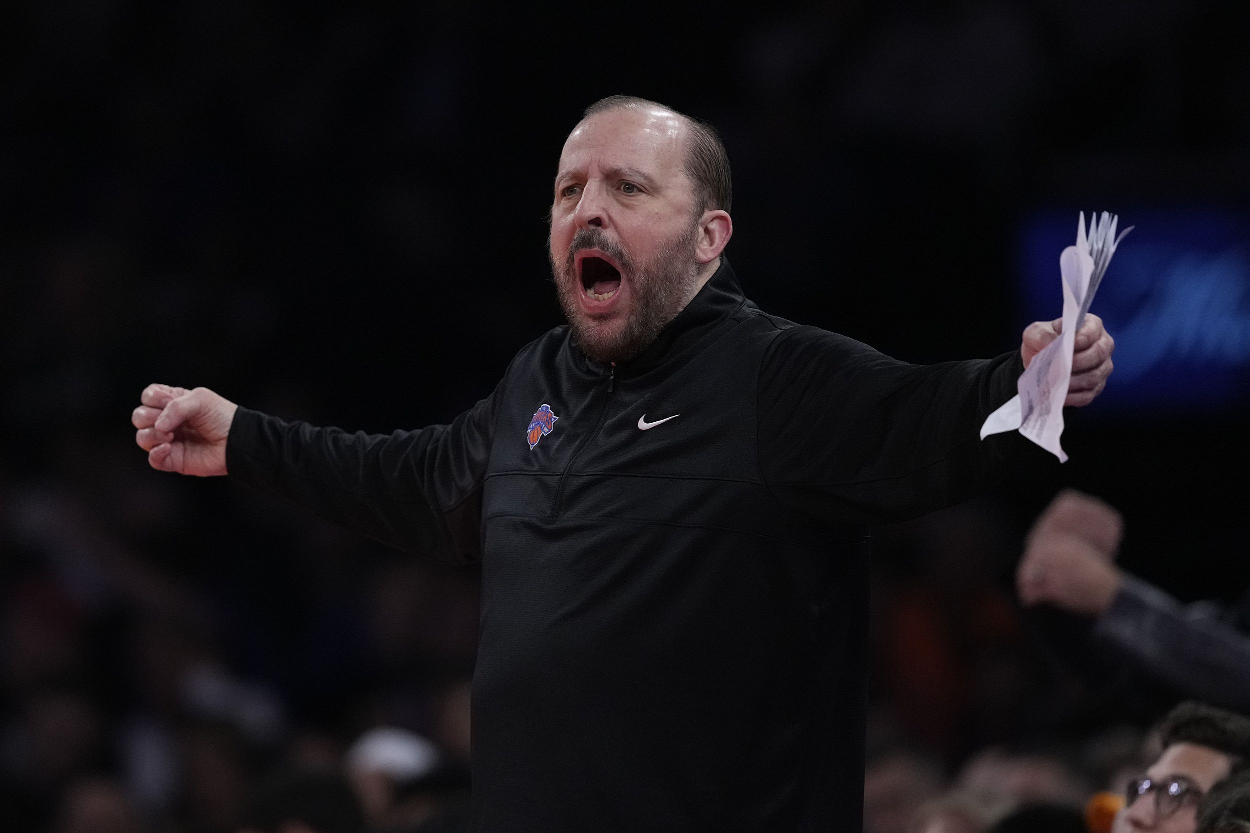 开云体育下载官网-🎤锡伯杜:不认为罗宾逊的脚踝扭伤影响其第四节表现