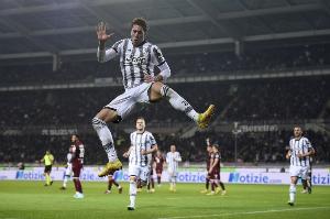 队报:新月在谈奥斯梅恩和弗拉霍维奇,奥巴梅扬、恩内斯里备选