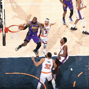 记者：若詹姆斯的交易成真 尼克斯似乎是合理的交易伙伴