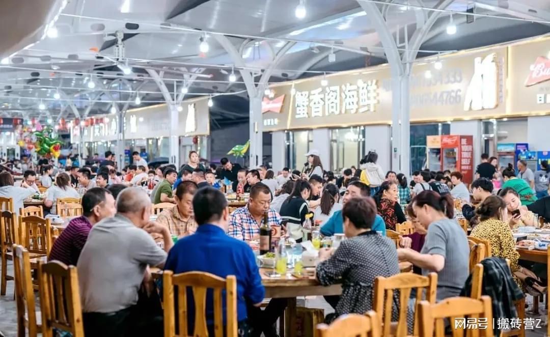 7个行业,真的顶不住了!裁员、倒闭、转行潮一波接一波