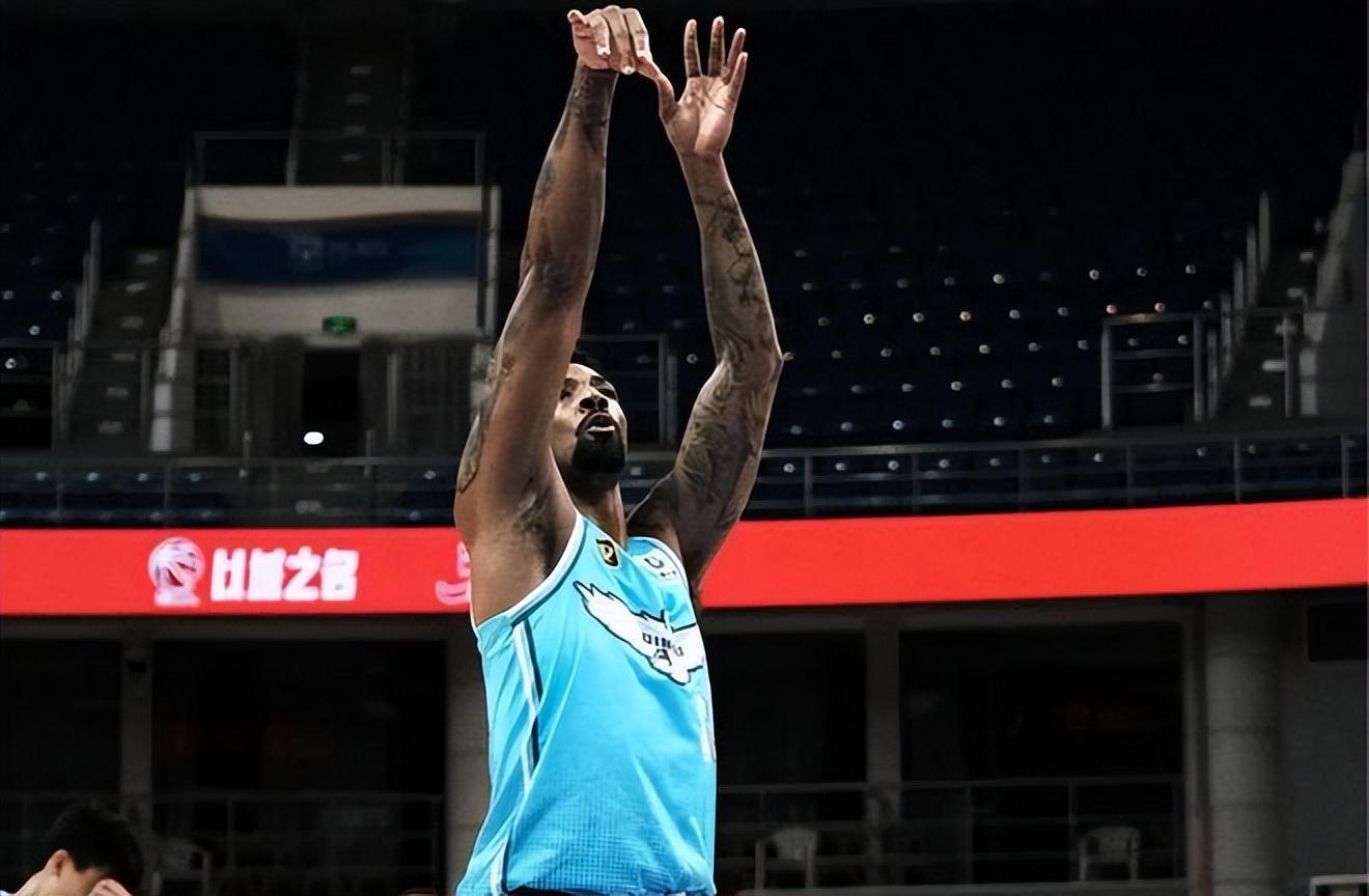 开云体育下载网页版-迅速敲定新赛季4大外援人选,青岛队制服组的效率相当不错?