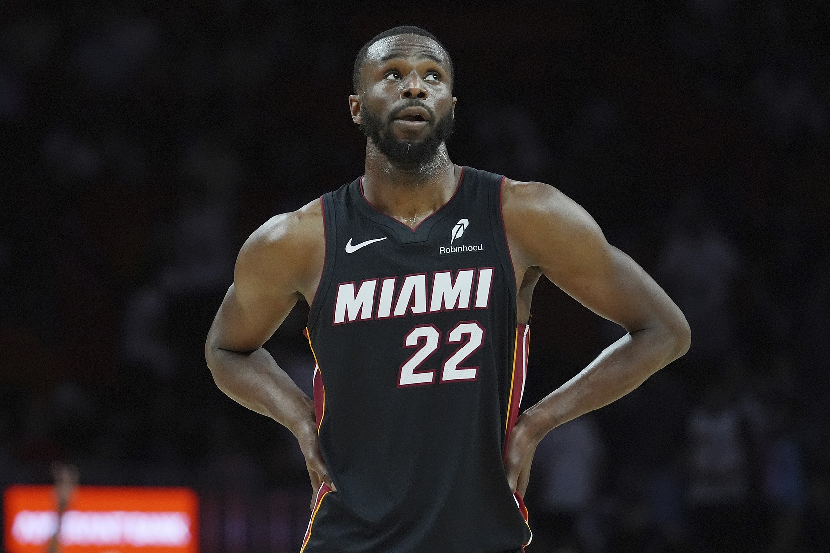 开云体育下载APP-维金斯交易谈判陷入停滞:热火高报价遇阻,湖人拒付首轮签