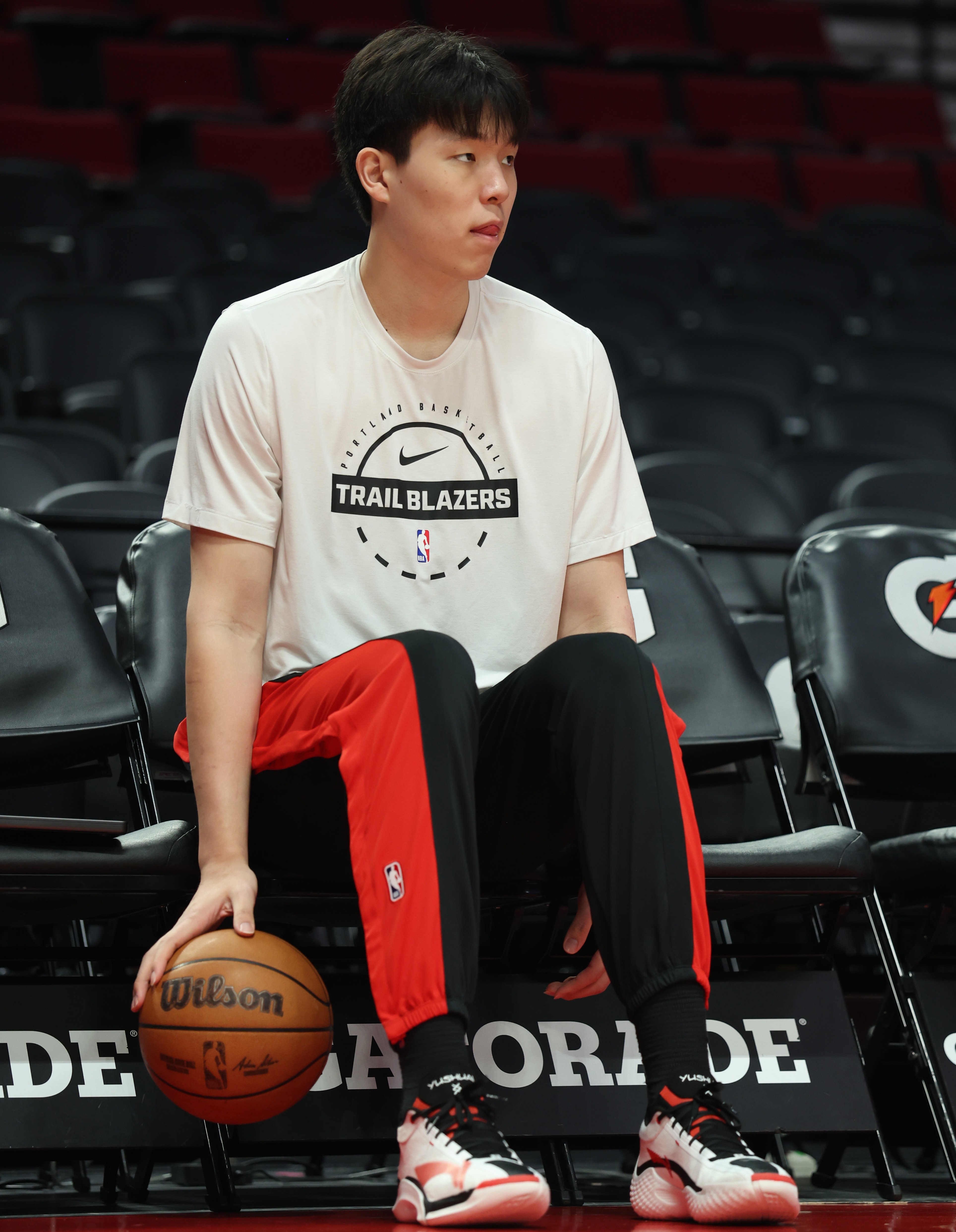 拓媒：球队不会为场均2.4分的杨瀚森重塑打法 为此后者难达上限