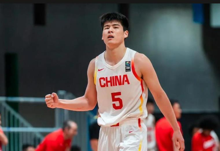 开云体育下载-CBA全明星赛：徐杰MVP、胡明轩三分冠军、陈家政星锐赛MVP|广东队|三分大赛|广东男篮|篮板|三分球_新浪体育_新浪新闻